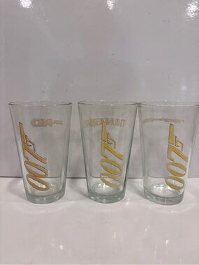 Vintage James Bond 007 pint glass set dr no thunderball world is not enough (3)